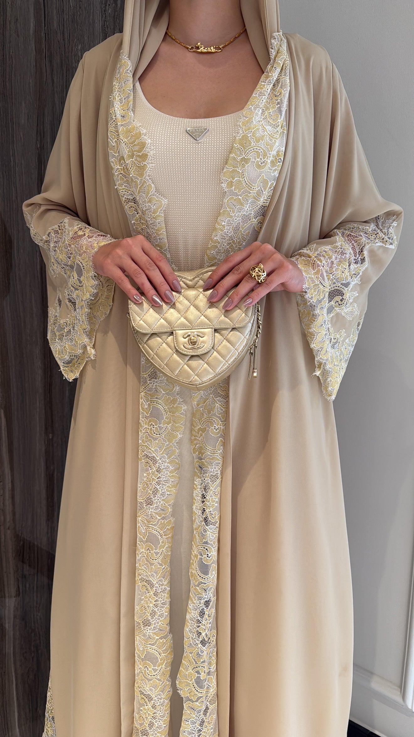 Beige 01