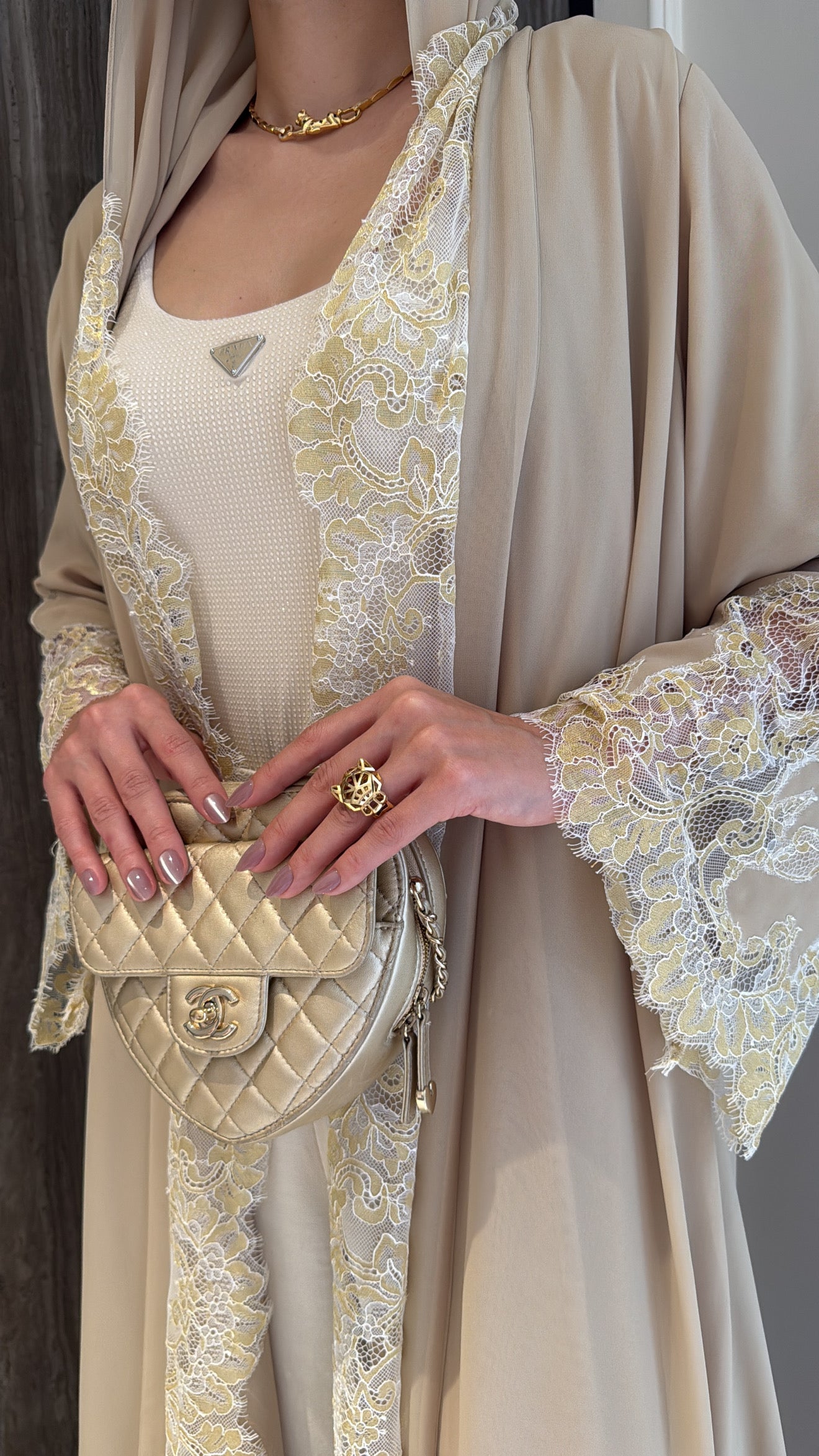 Beige 01