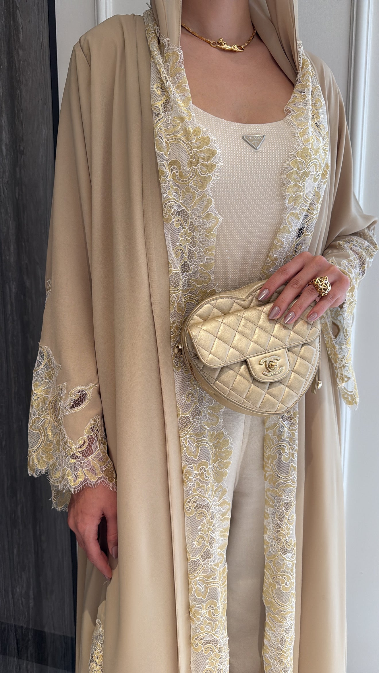 Beige 01