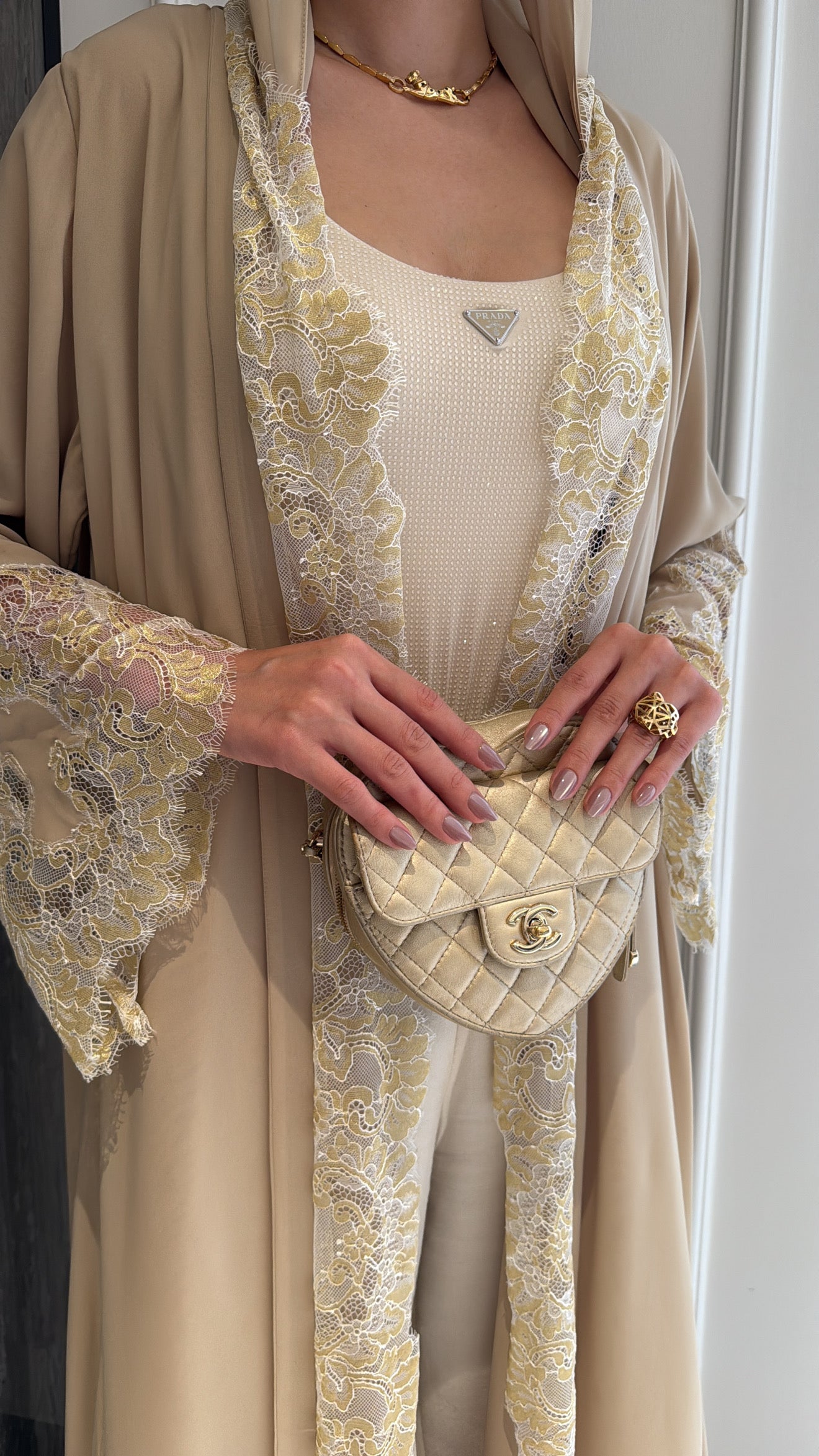 Beige 01