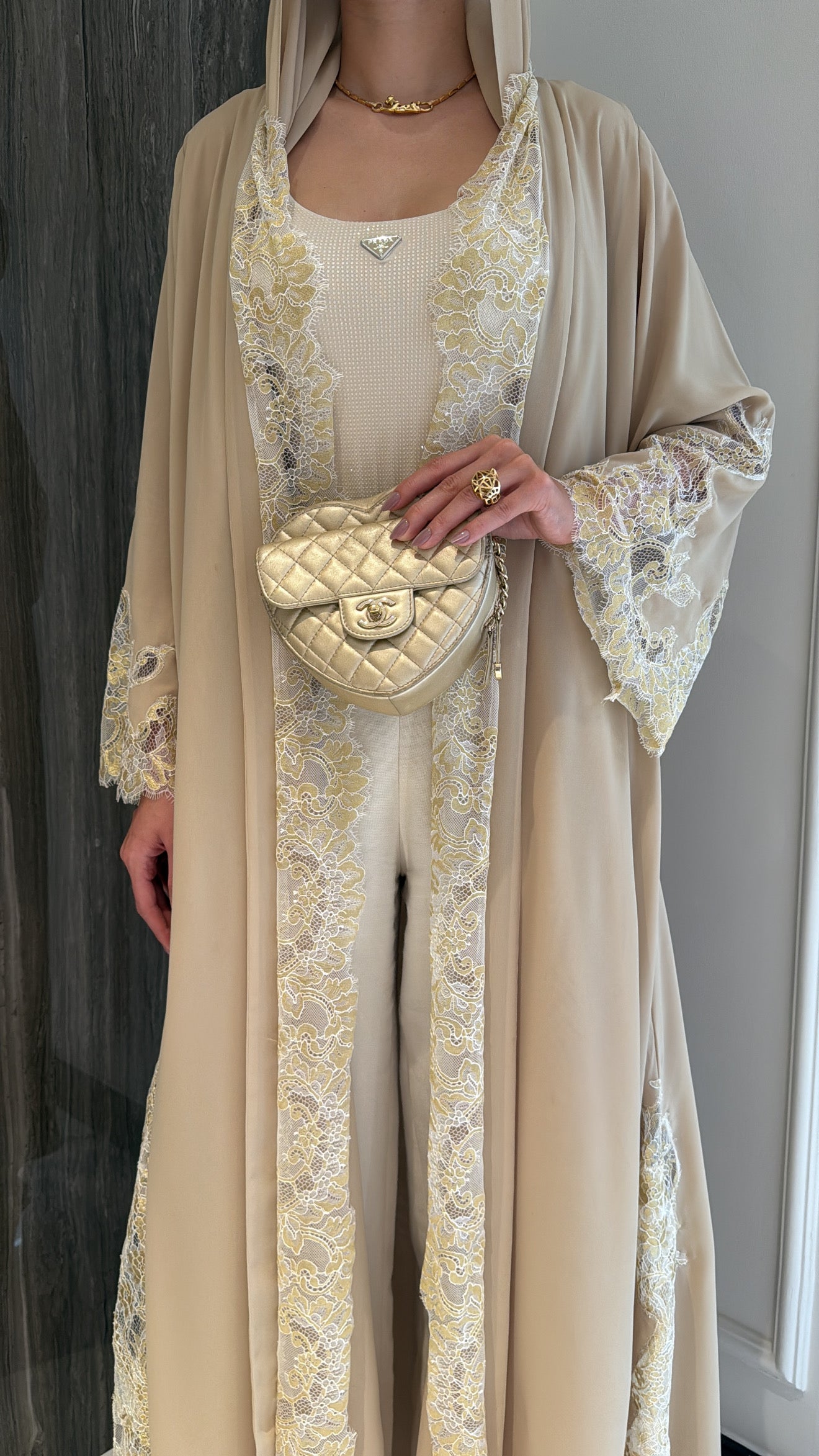Beige 01