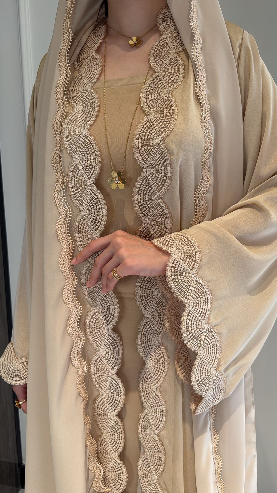 Beige Waves